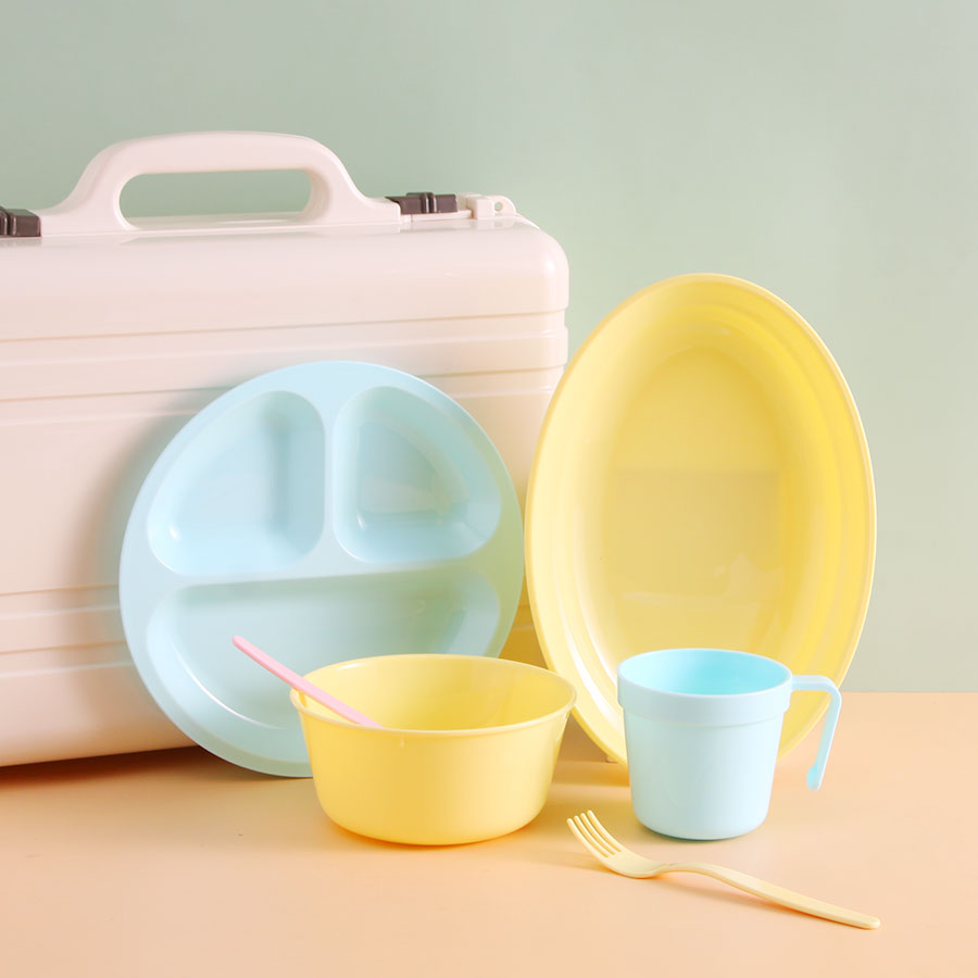 多彩餐具套裝