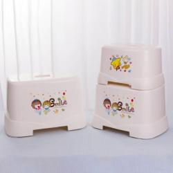 四季方凳（?。?/></a></div>
<div   id=